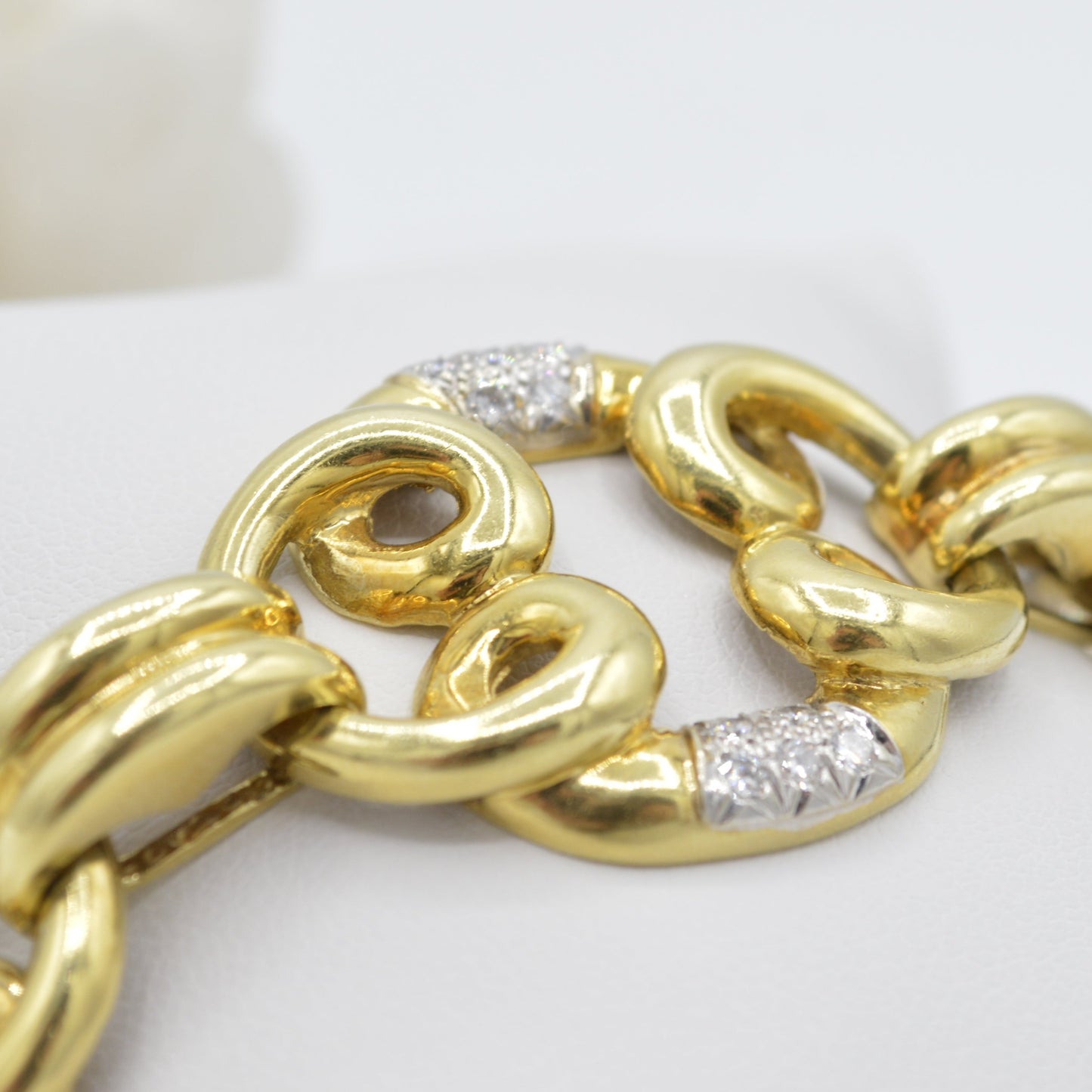 The Goddess Bracelet, 18k