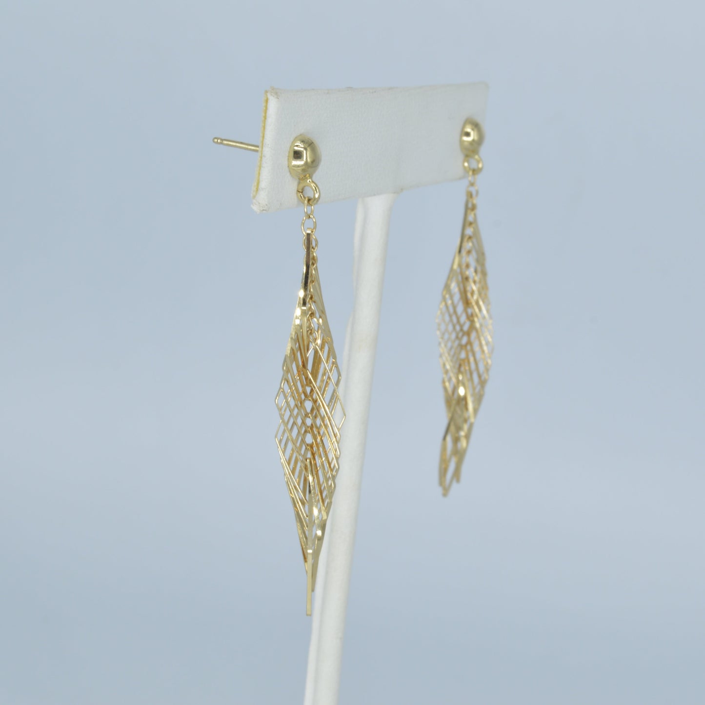 Twisting Wire Danglies