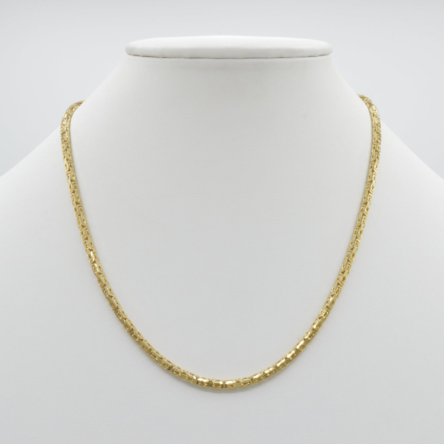 Square Byzantine Chain