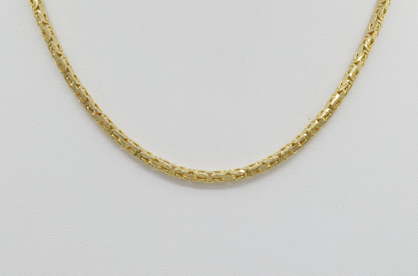 Square Byzantine Chain