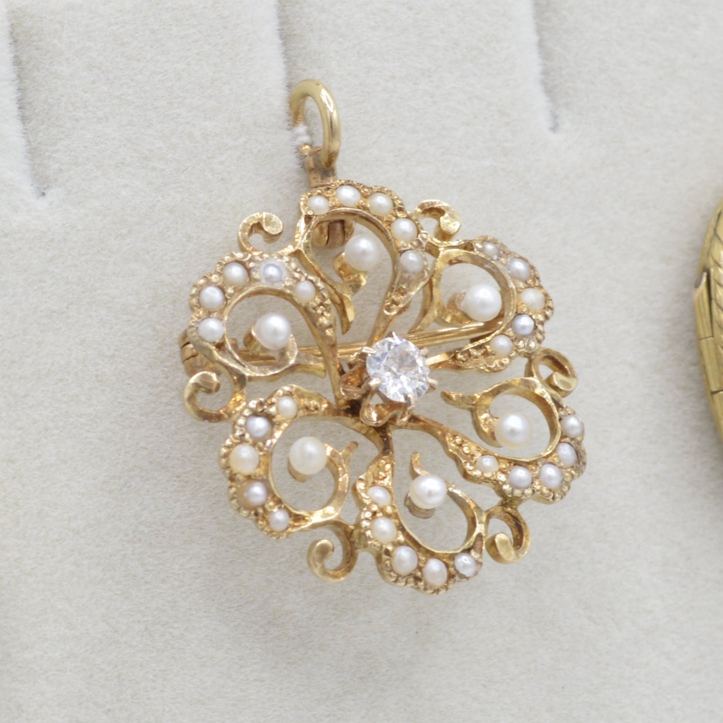 Antique Pearl Broach/Pendant