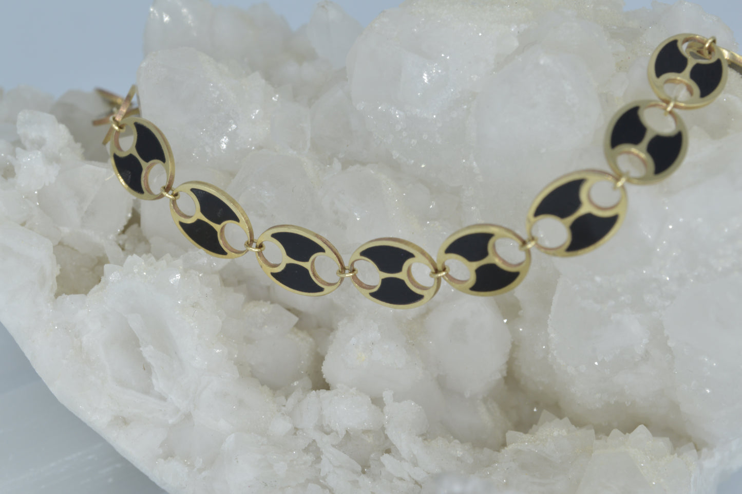 Black Disk Bracelet
