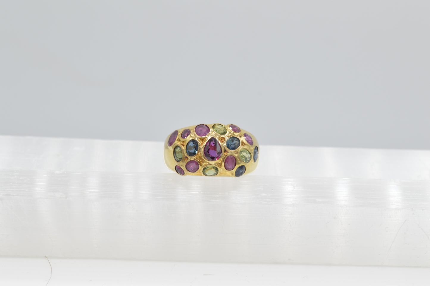 Rainbow Dome Ring, 22k