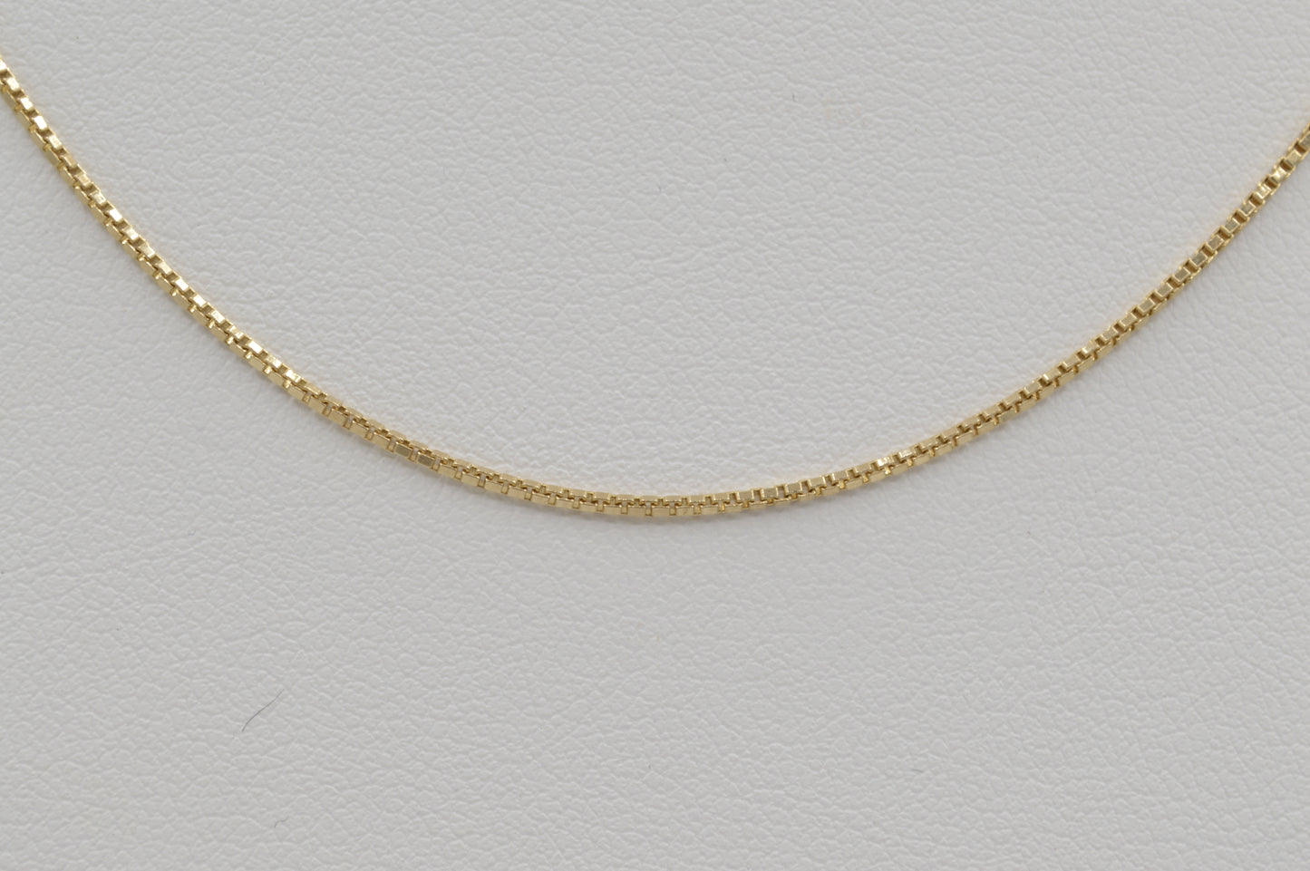 Dainty Box Chain, 18"