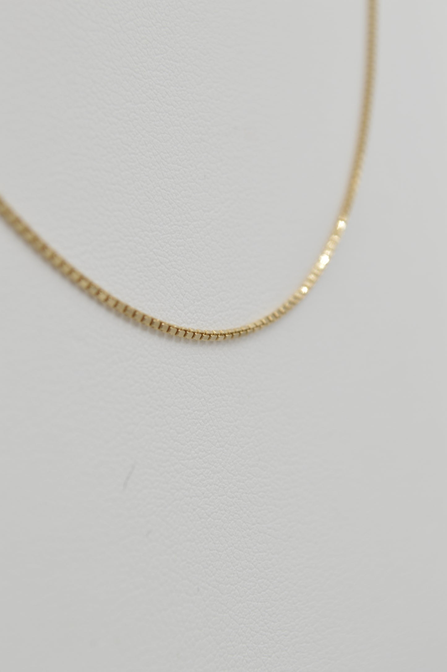 Dainty Box Chain, 18"