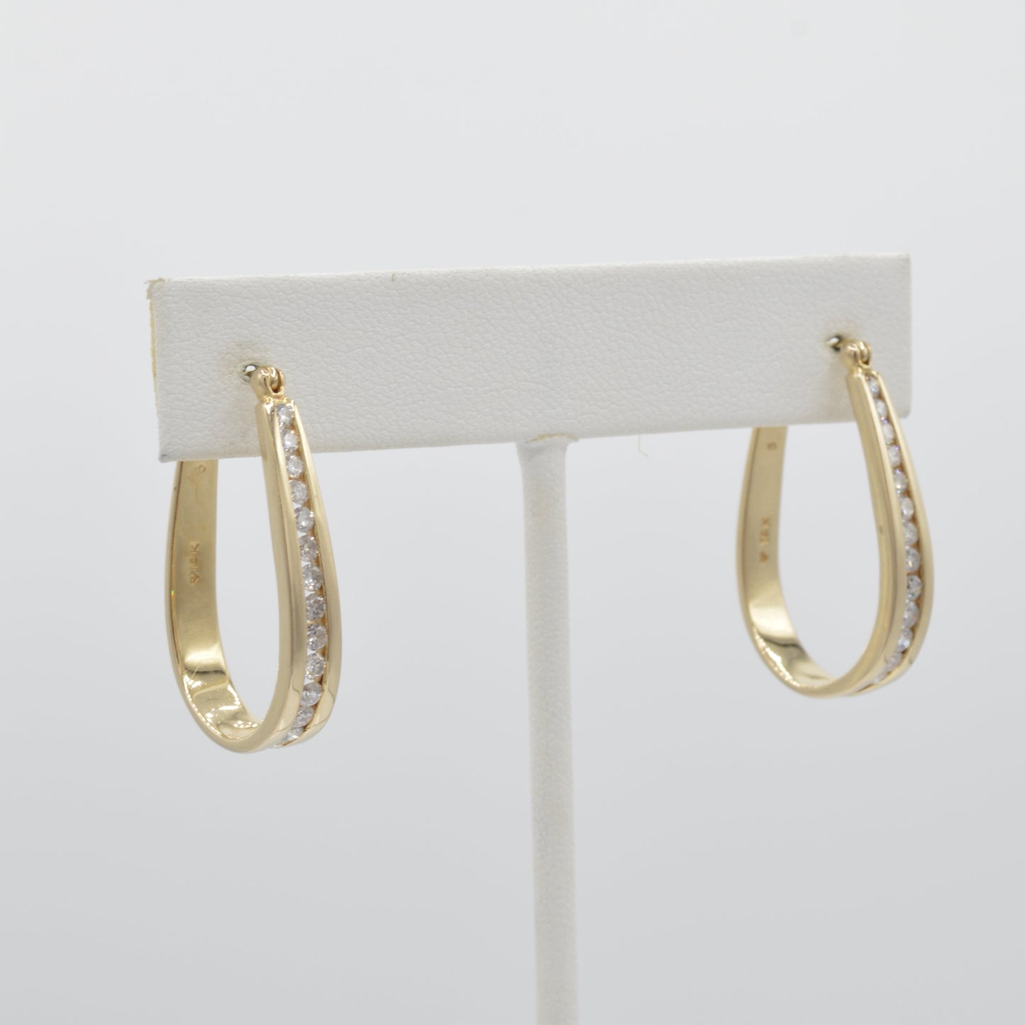 Large U-Diamond Hoops