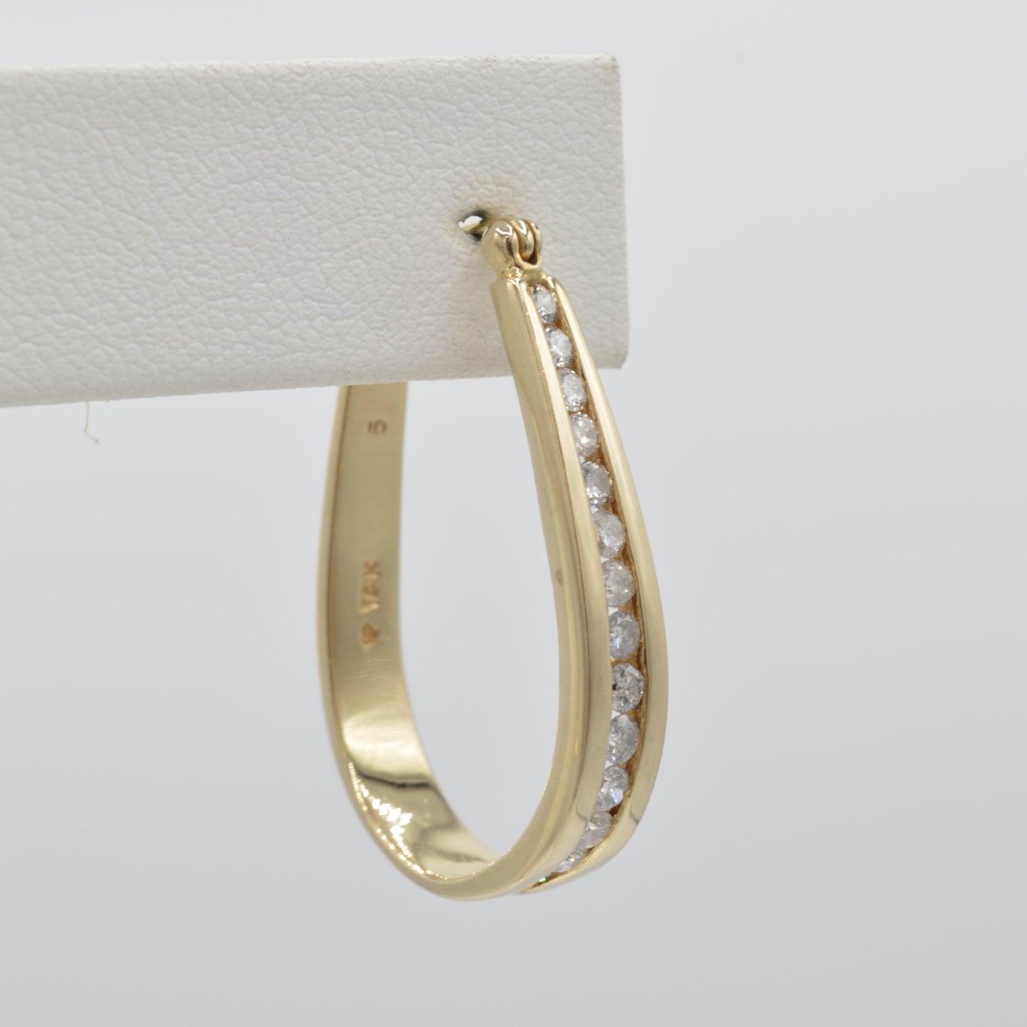 Large U-Diamond Hoops