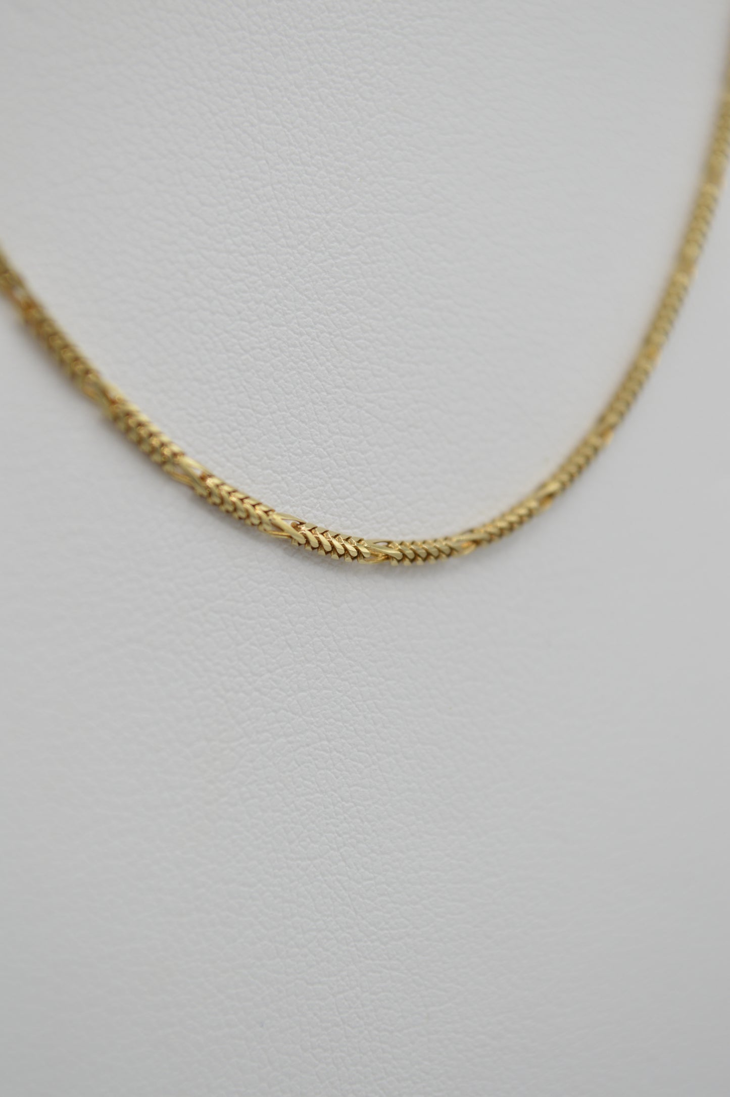 Fishtail Chain, 20"