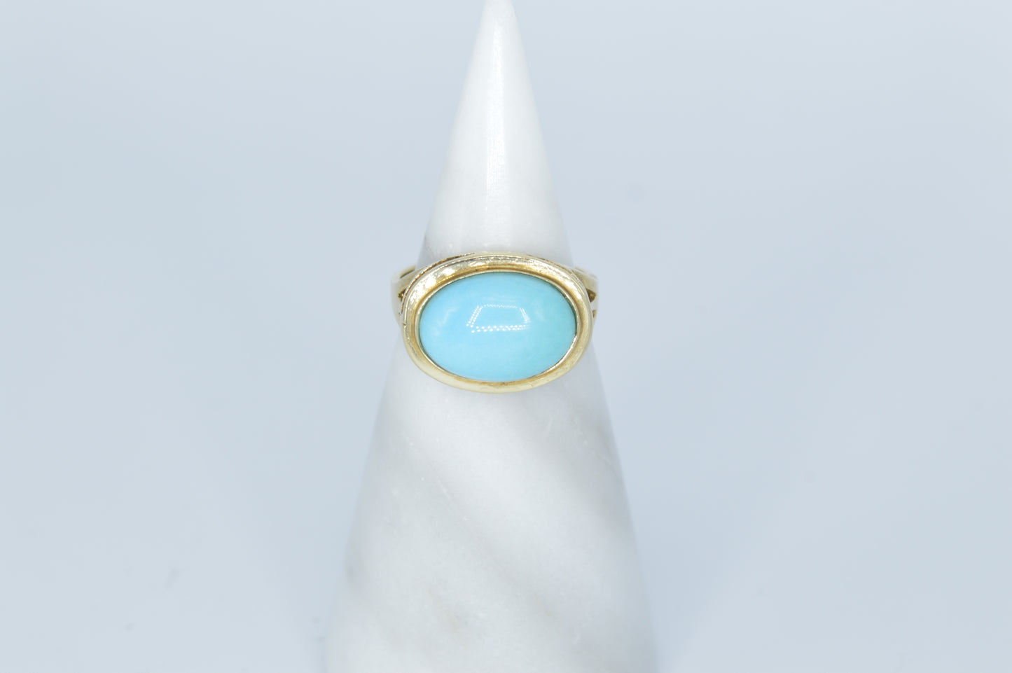 Turquoise Cabochon Ring