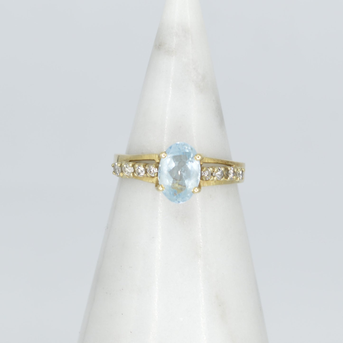 Aqua & Diamond Ring