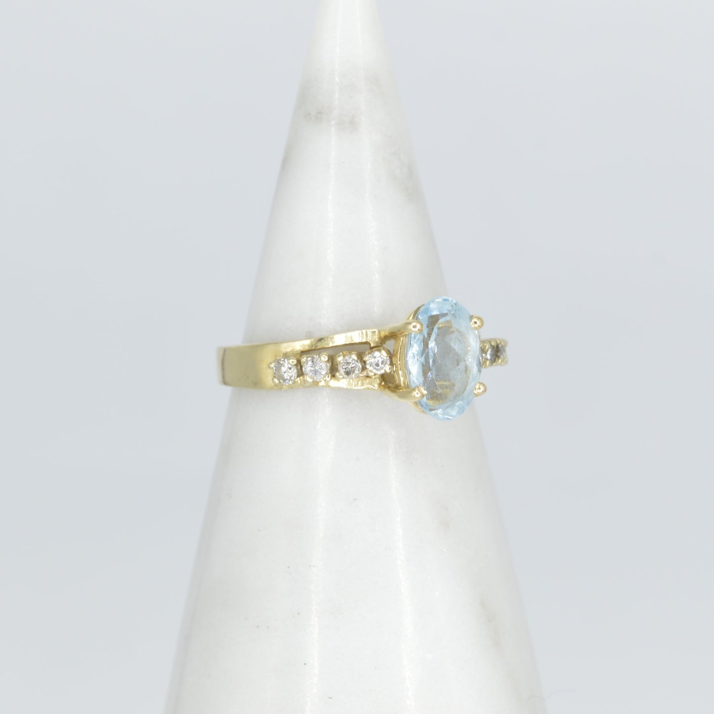 Aqua & Diamond Ring