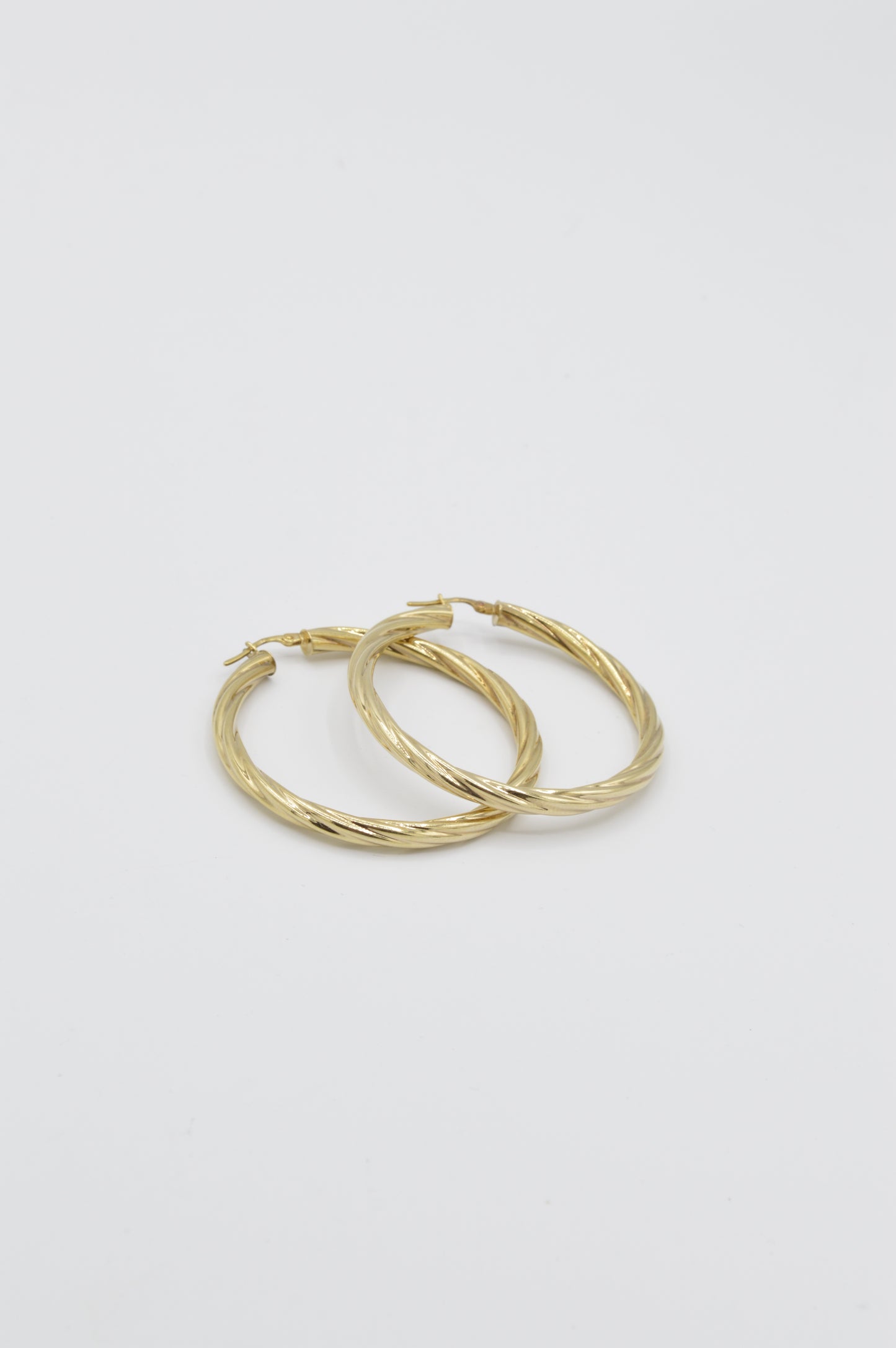 Twisting Hoops, 14k