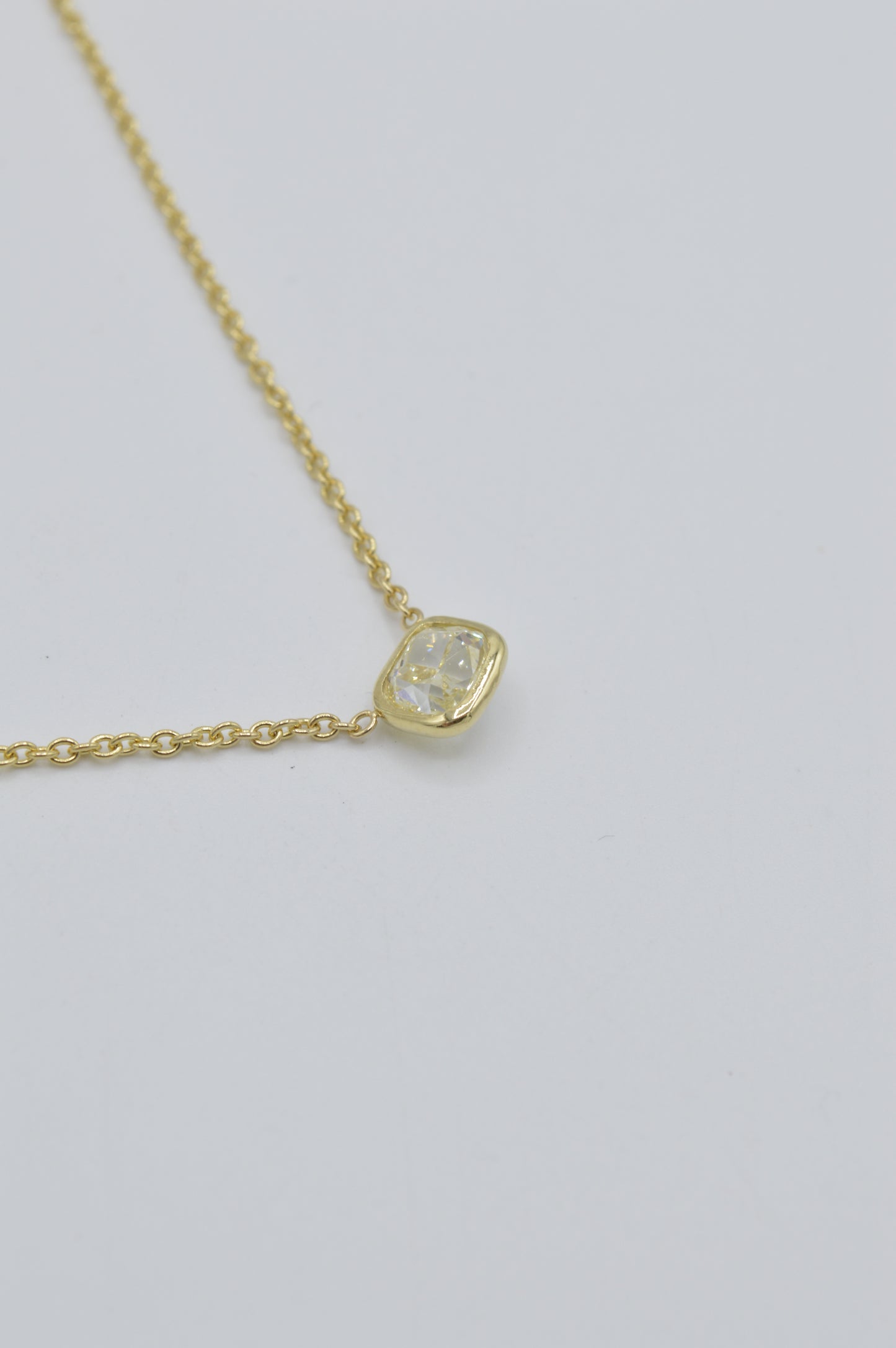 Yellow-Diamond Solitaire, 20"