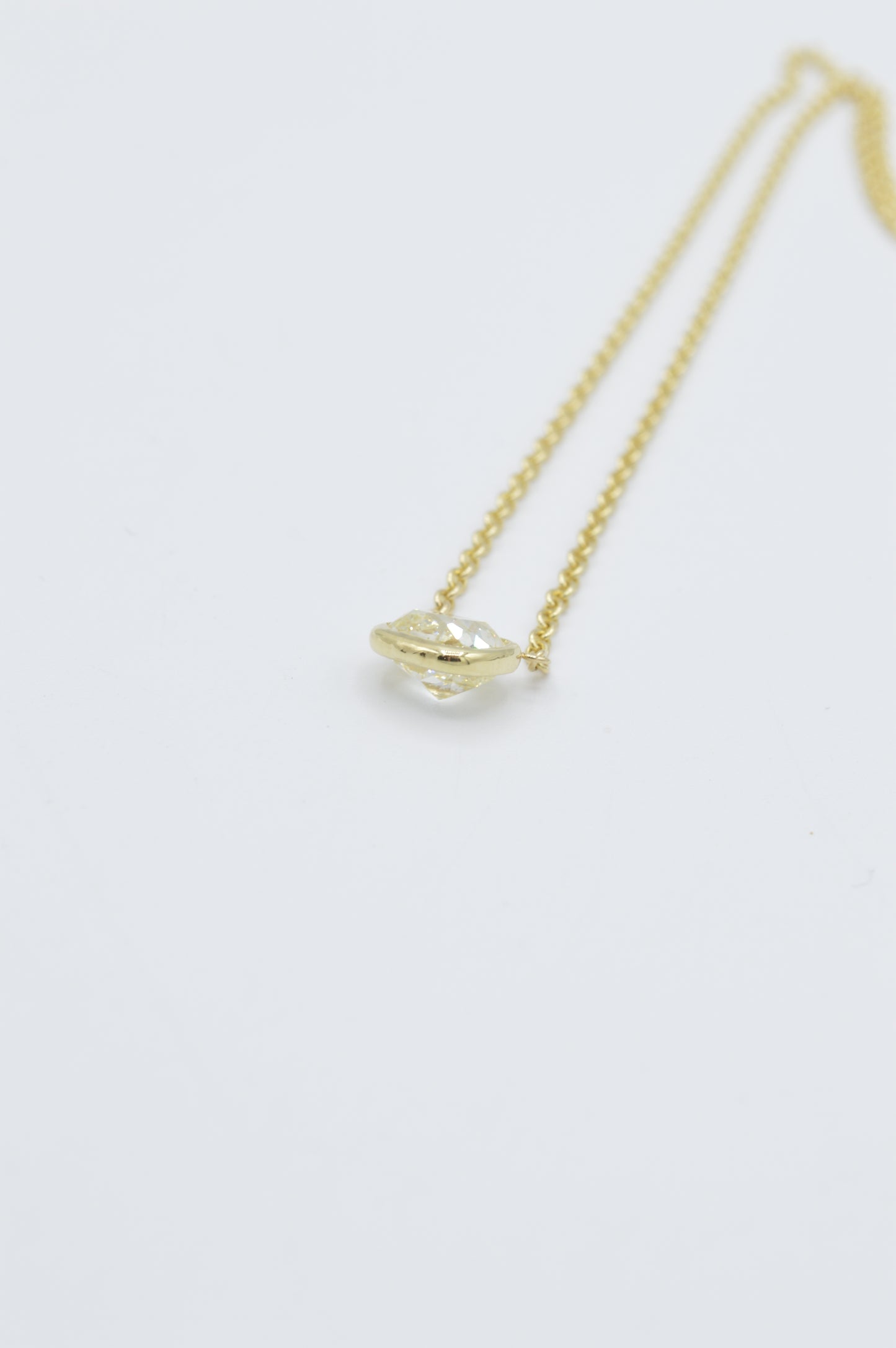 Yellow-Diamond Solitaire, 20"