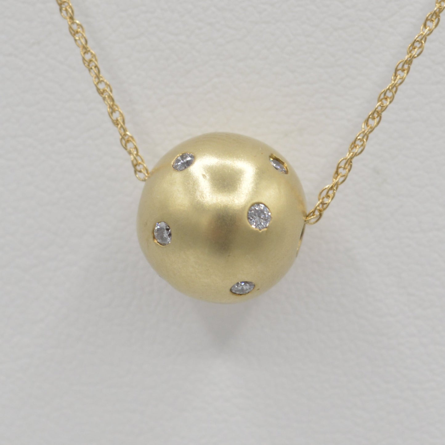 Diamond Donut Necklace, 18"