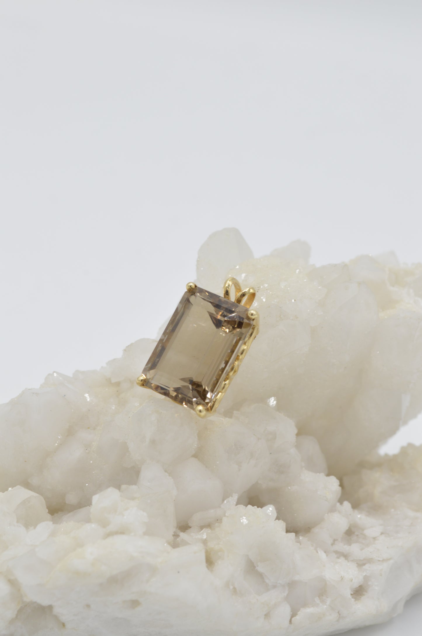 Smokey Topaz Pendant, 14k