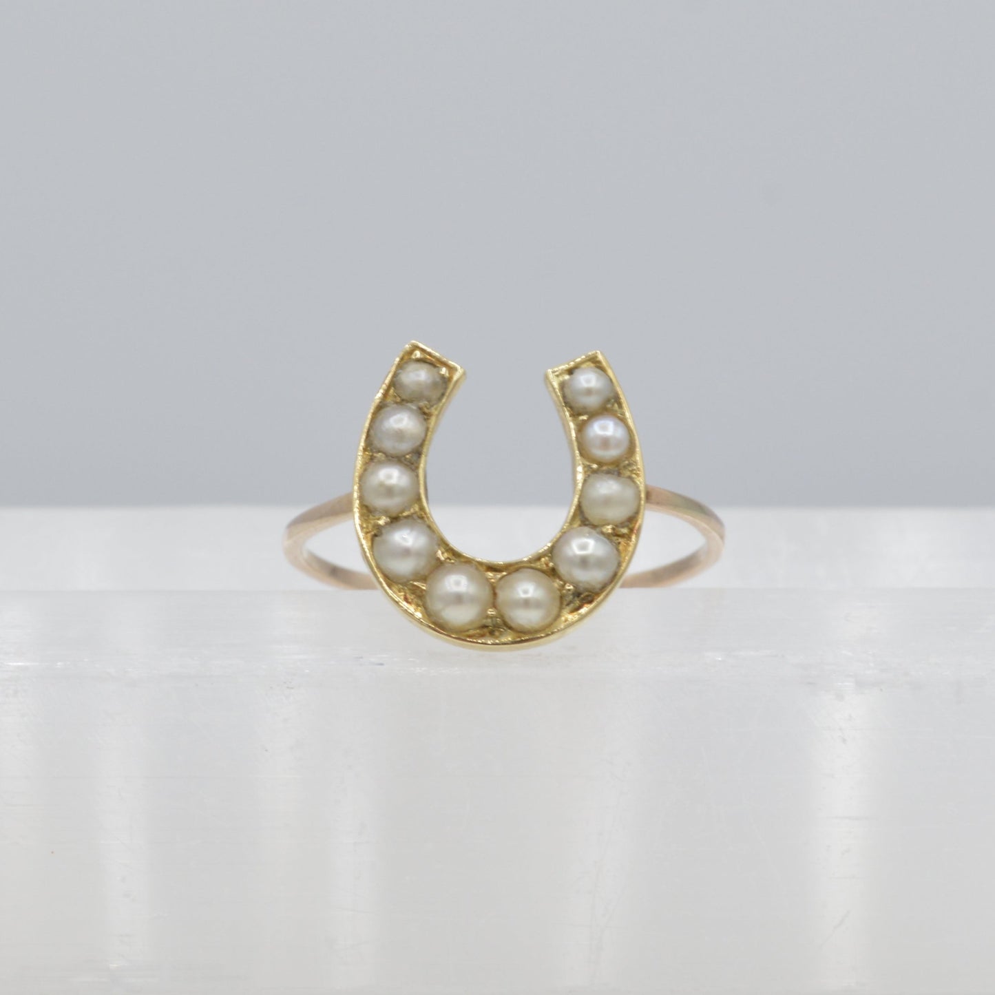 Pearl-Shoe Ring