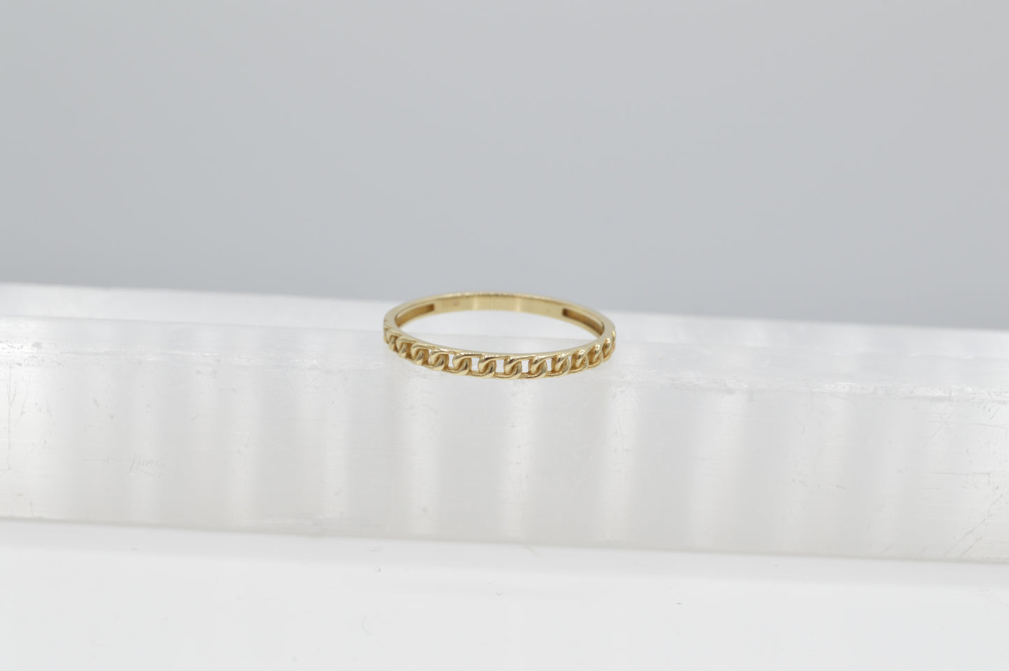 Dainty Chain Band