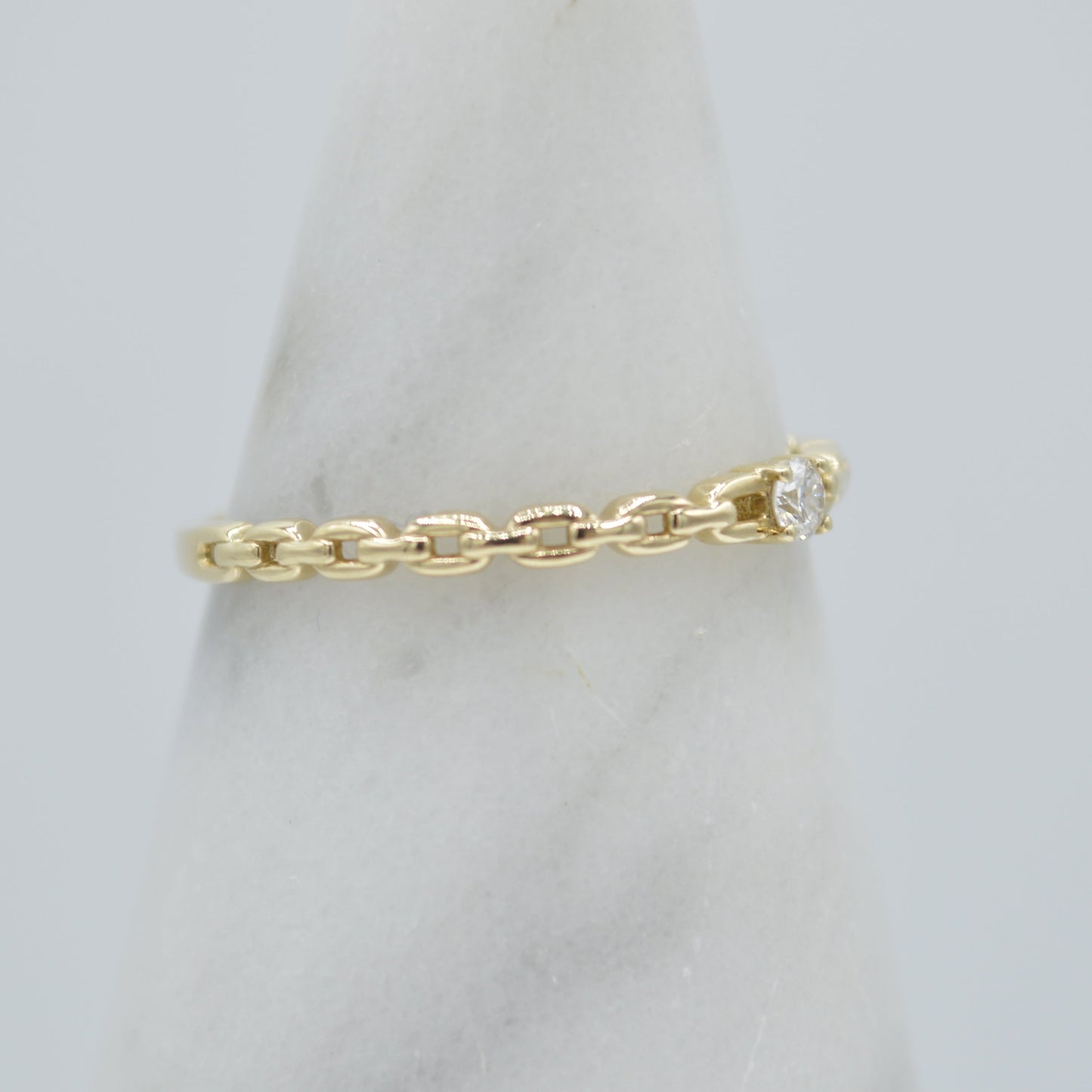 Dainty Solitaire Chain Ring, 14k