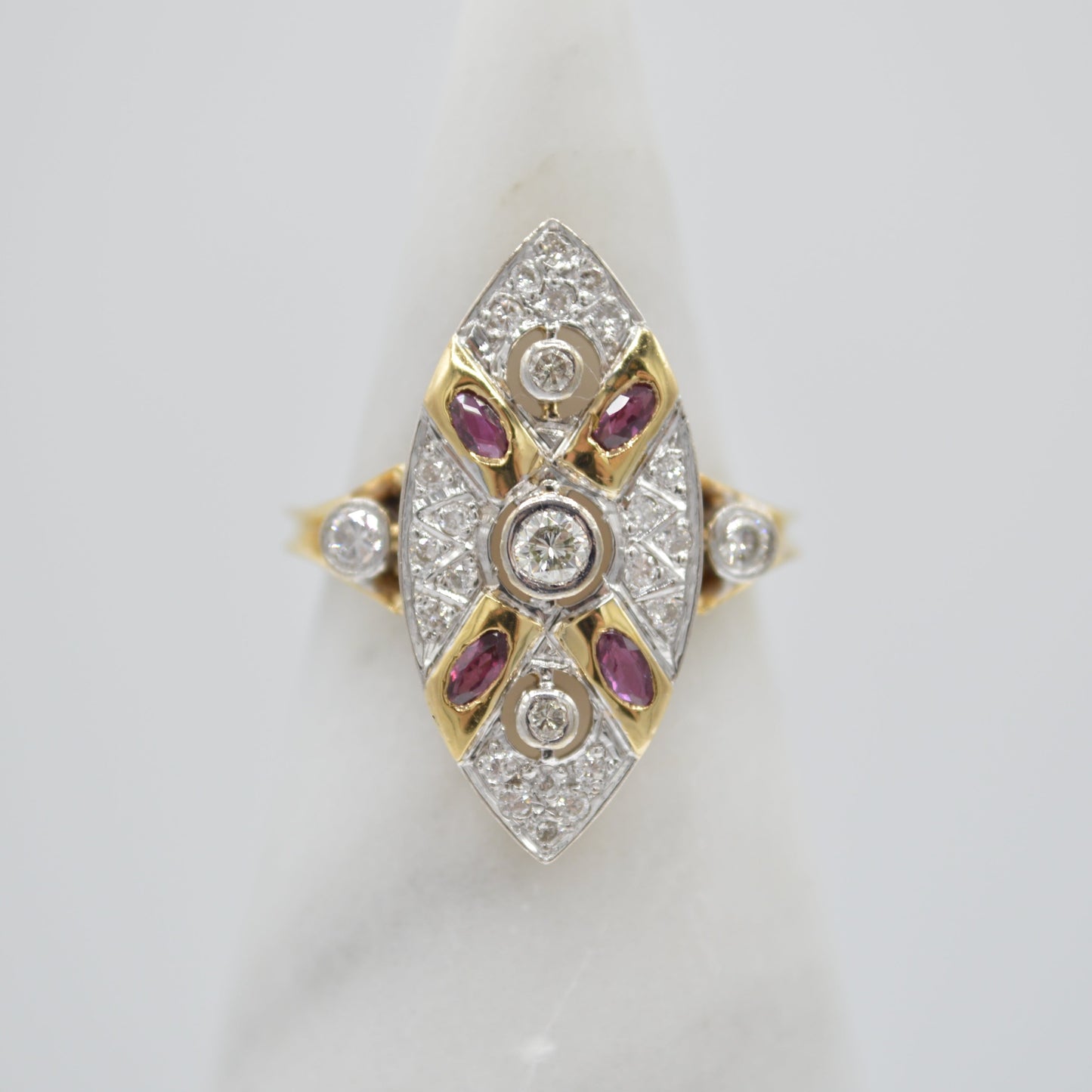 Aurora Navette Ring