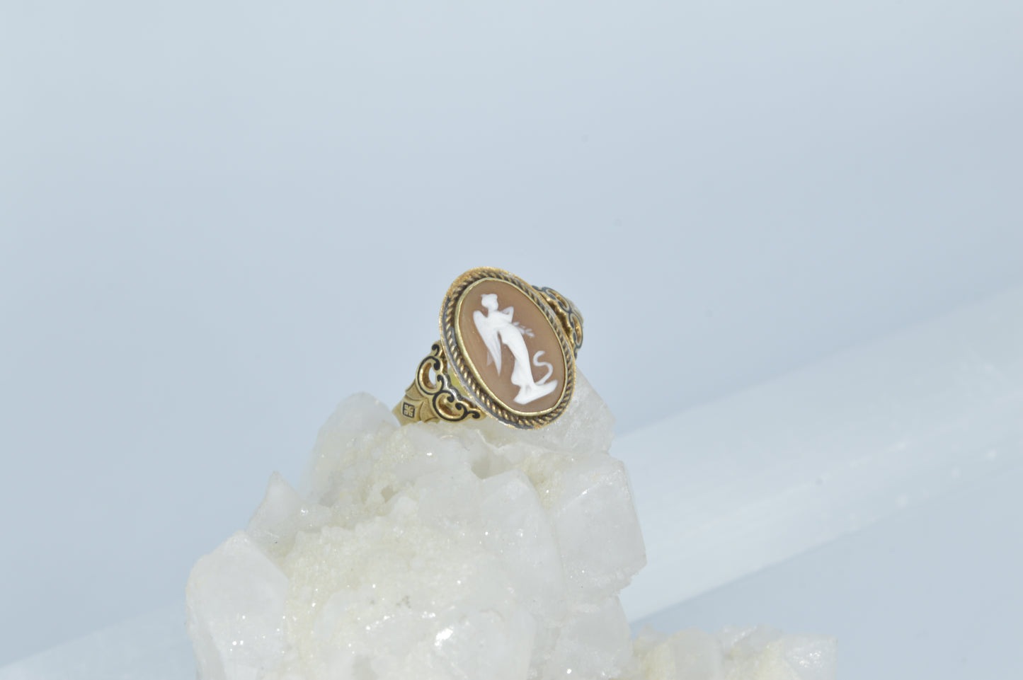 Cameo Ring