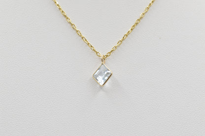 Dainty Aquamarine Necklace