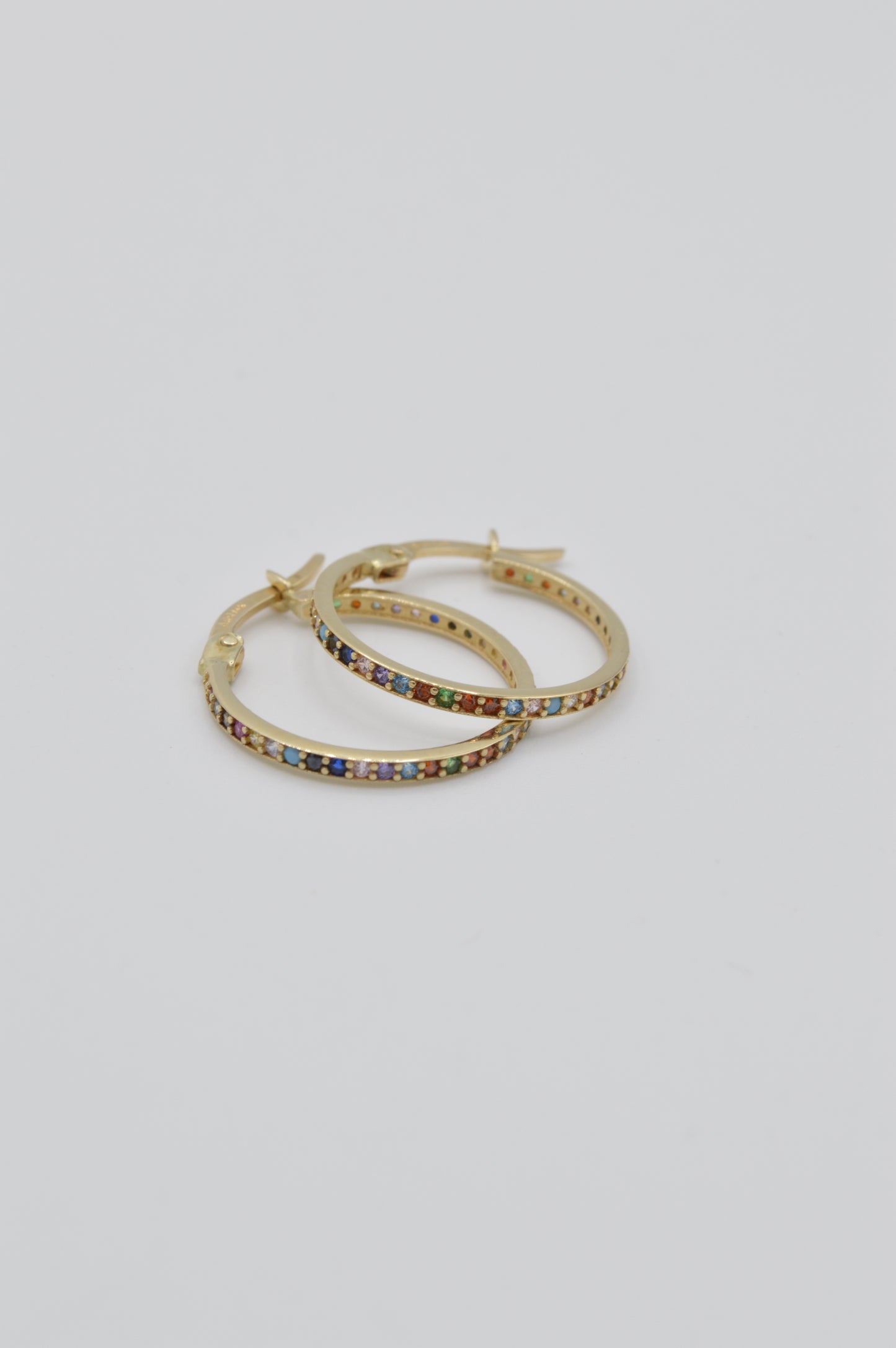 Rainbow Hoops, 14k