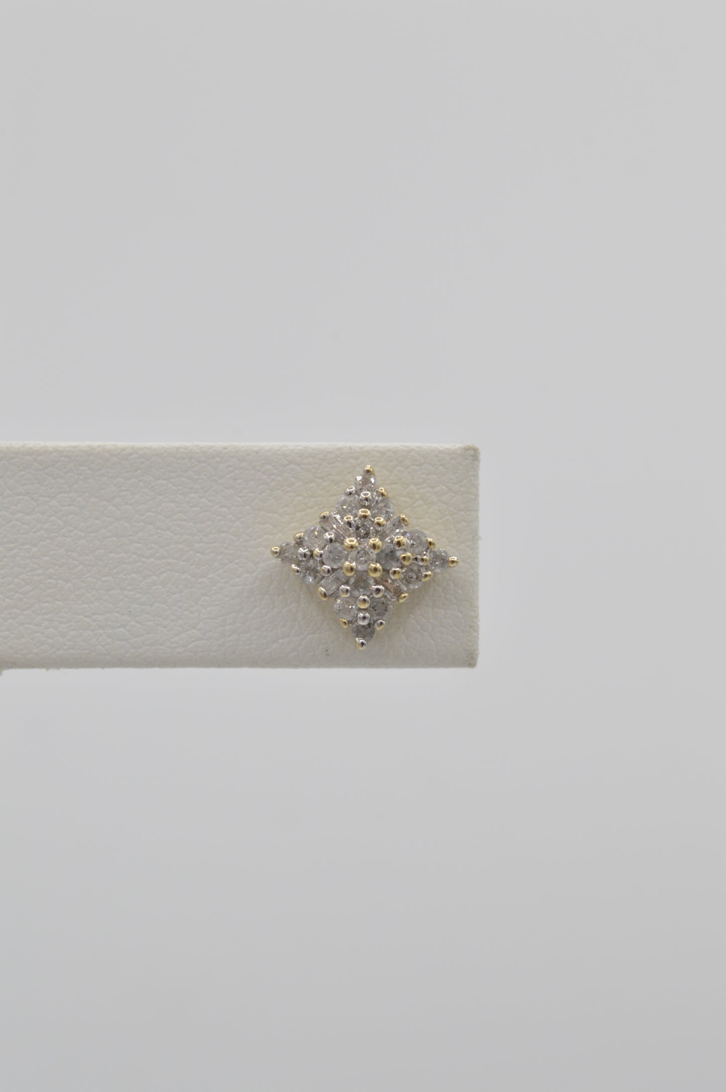 Fire Burst Studs, 10k
