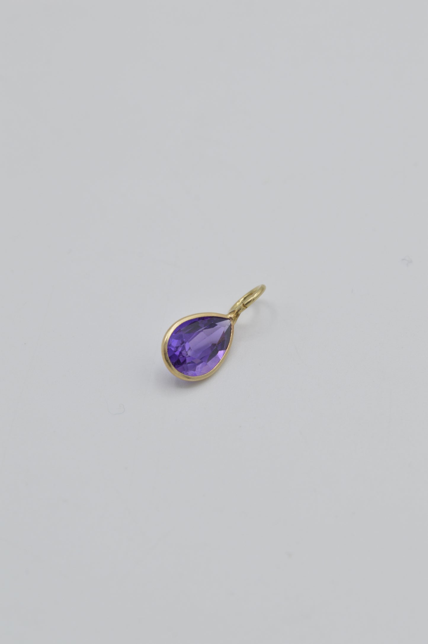 Pear Amethyst Charm, 14k