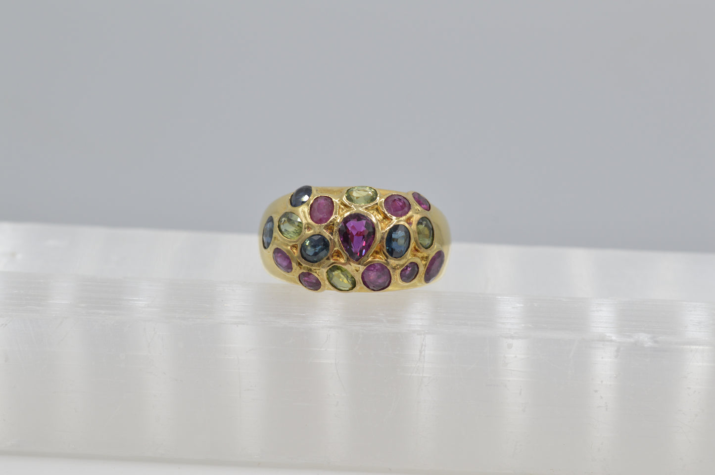 Rainbow Dome Ring, 22k