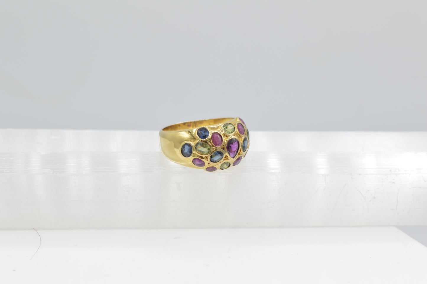 Rainbow Dome Ring, 22k